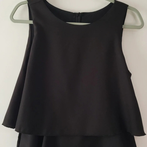 Romper Sleeveless Black Tiered Med No Brand Tag Zipper Minimalist Staple Classy - Picture 2 of 14